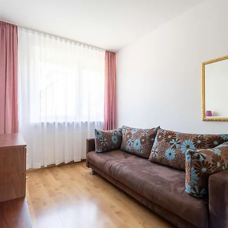 Przestronny Victus Z Parkingiem, Tarsaem I Gabinetem Do Pracy By Renters Διαμέρισμα *