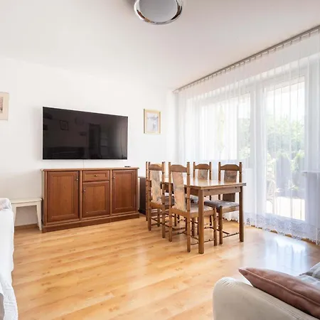 Przestronny Victus Z Parkingiem, Tarsaem I Gabinetem Do Pracy By Renters Διαμέρισμα *